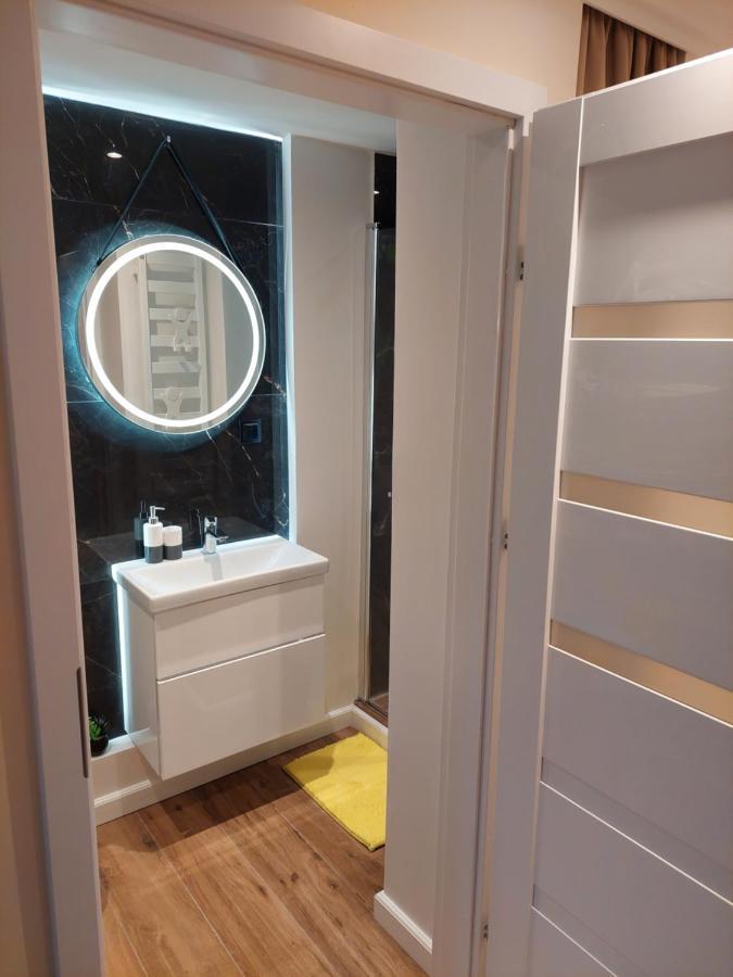 Apartament Centrum 9 Apartment Шклярска Поремба Екстериор снимка