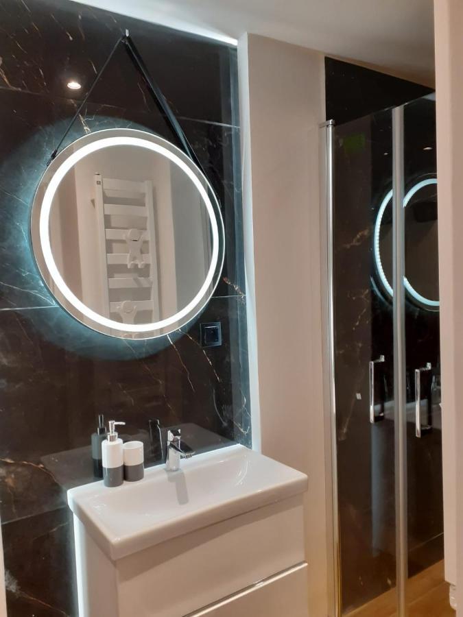 Apartament Centrum 9 Apartment Шклярска Поремба Екстериор снимка